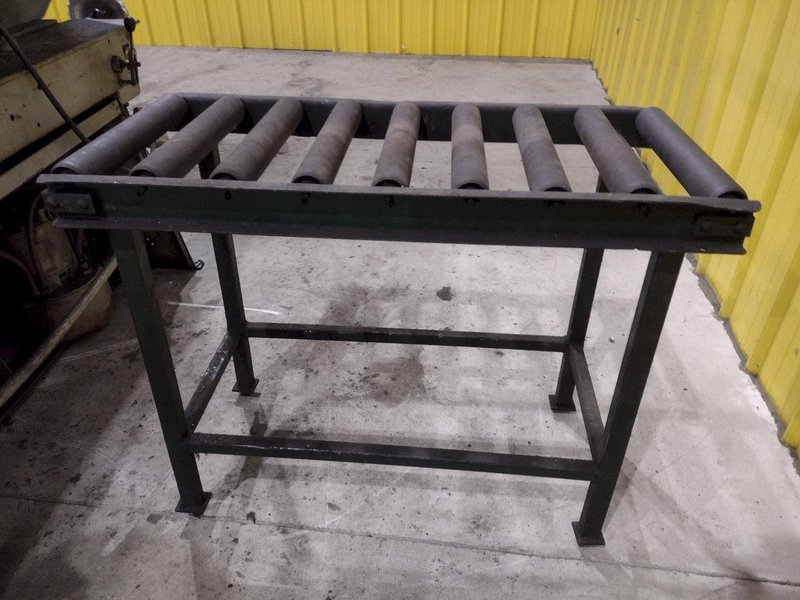 15" X 17" WF WELLS MODEL #F-15 TWIN POST HORIZONTAL BANDSAW: STOCK #22132