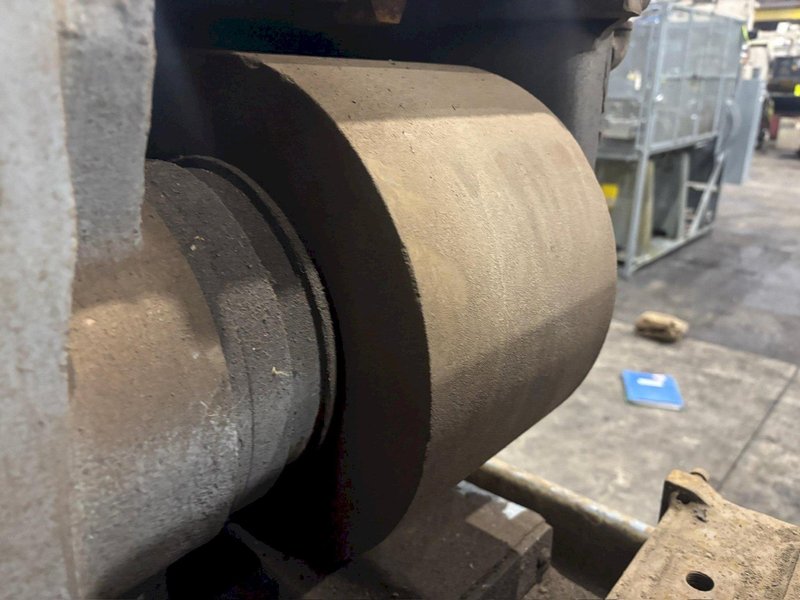 3" CINCINNATI CENTERLESS GRINDER: STOCK #22934