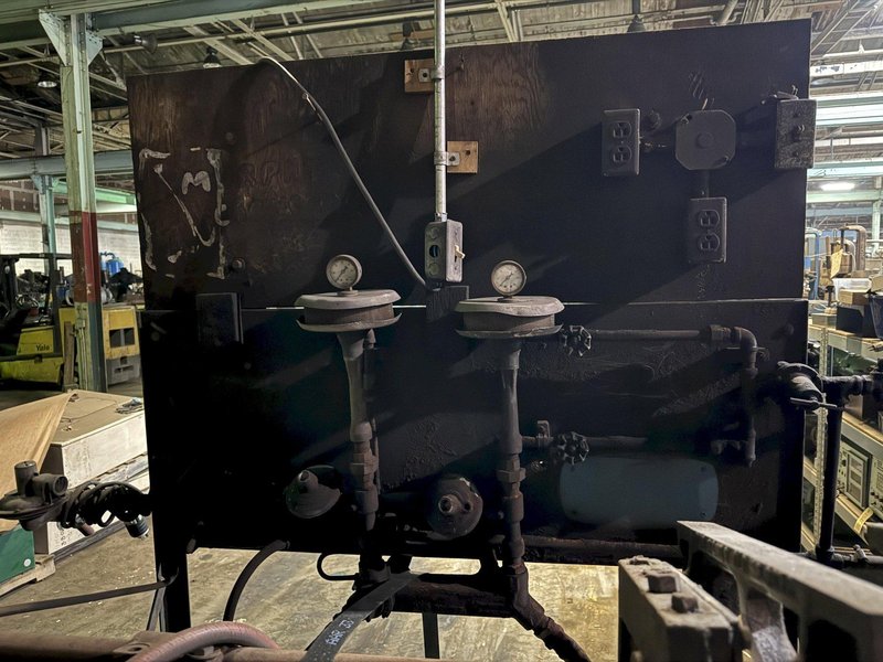 Dependable model 200sa shell core machine s/n 916 with gas panel and hydraulic unit