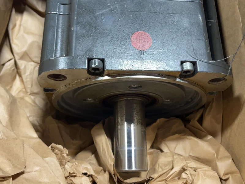 SIEMENS 5000 RPM SIMOTICS S-1FK7 SYNCHRONOUS SERVO MOTOR   -  1FK7103-2AF71-1CH1