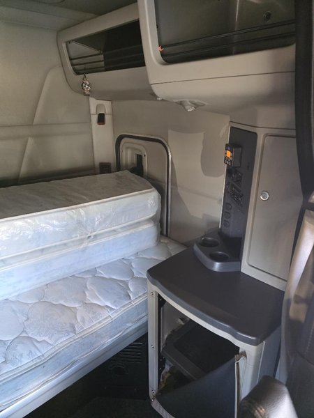 2022 Peterbilt 567 Stock #804173