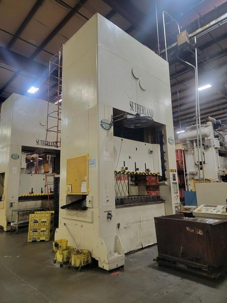300 TON SUTHERLAND SP2-D-30096-48-16  STRAIGHT SIDE DOUBLE CRANK 5 PRESS TANDEM LINE. STOCK # 1225524