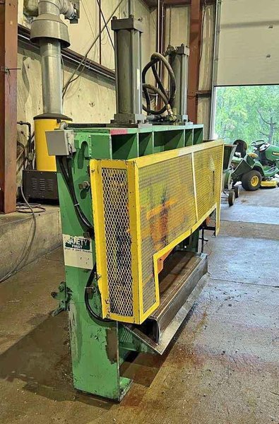 0.135" x 4' NOVA CROP SHEAR STOCK# 3467