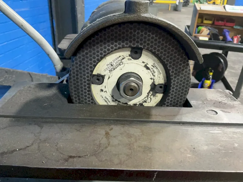 BALDOR PEDESTAL GRINDER-BUFFER   -  522