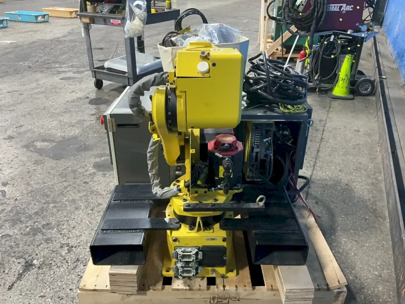 FANUC ROBOT  -  M-6IB/6S