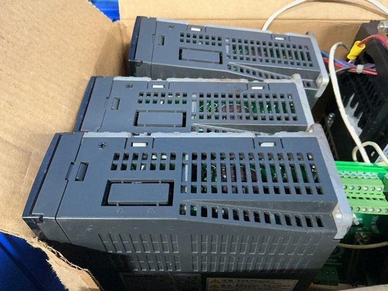 MAXSINE, HITACHI, SERVO AUTOMATION MISC. ELECTRICAL EQUIPMENT