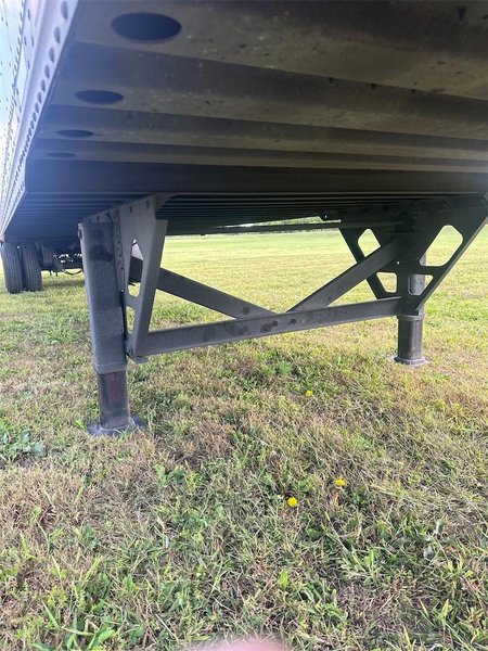 2023 Vanguard 53 x 102 5V8VA5329PM307079