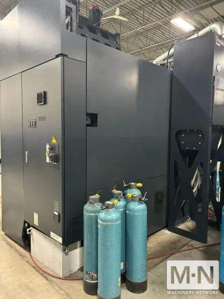 Makino V80S CNC 5-Axis Vertical Machining Center - 2018