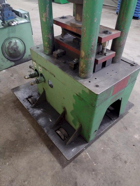 150 TON FABRILINE - PEDDINGHAUS MODEL #FS88 4-POST HYDRAULIC PRESS / PUNCH / SHEAR: STOCK #16358