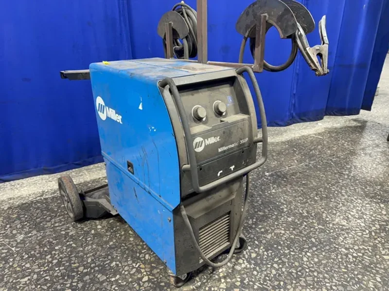 Miller 300 Amp Welder - Millermatic 350p