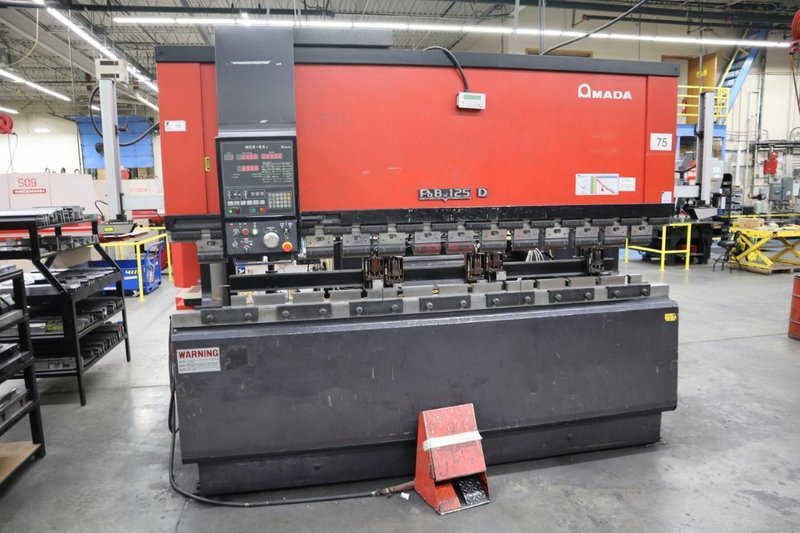 Amada FBD-1253E CNC Hydraulic Press Brake, 138 Ton x 122", Up-Acting, NC9-EXII Controls, Light Curtains- Auction Item