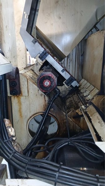 Doosan Puma 800L, 2006 – SMW Hyd Steady, 12″ Big Bore, Chip Conveyor,  Cut Hours 5105