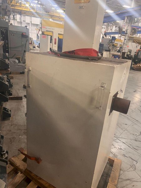 DONALDSON TORIT MODEL 84 DUST AND SMOKE COLLECTOR USED