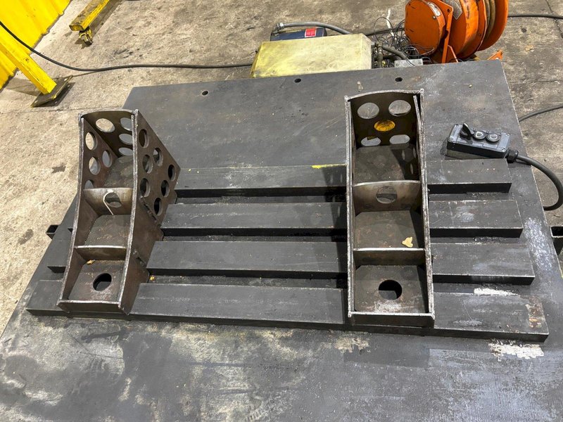 24,000 LBS X 7’ X 4’ AUTOQUIP MODEL #36KK24 HYDRAULIC LIFT TABLE: YOBRO #24355