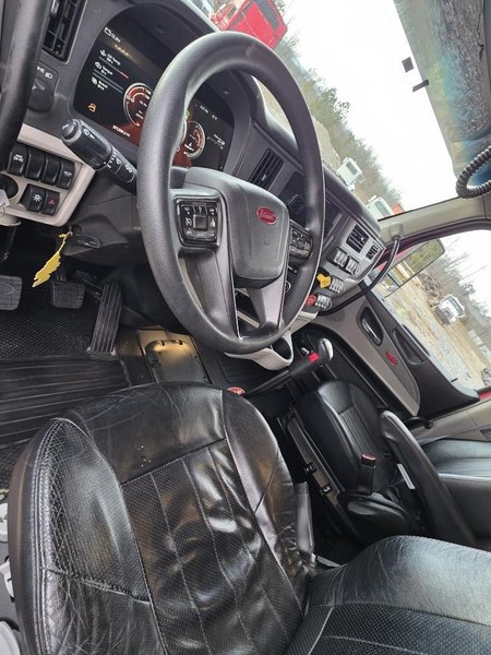 2022 Peterbilt 567 804176