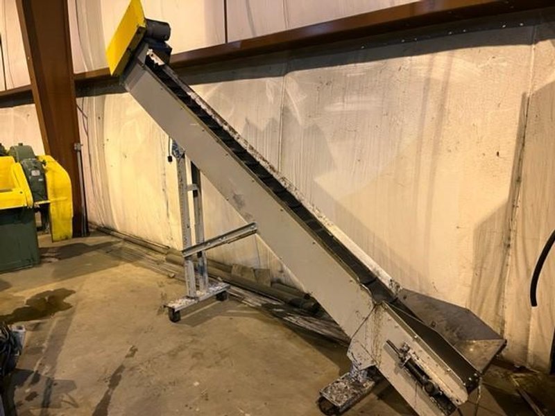 6&quot; X 142&quot; POWERED INCLINE CONVEYOR STOCK# 3279