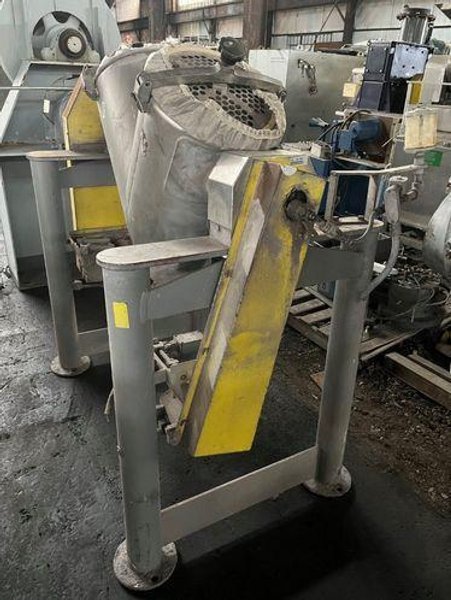 PATTERSON KELLEY 3 CU FT 3 CU FT TWIN SHELL BLENDER