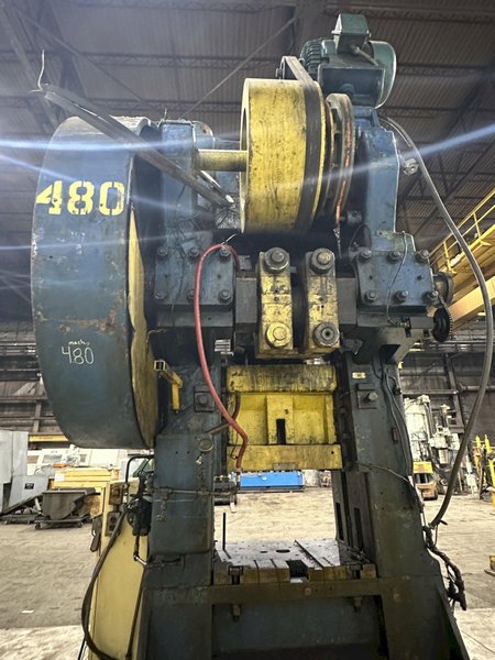 600 TON MINSTER MODEL #90-600 KNUCKLE JOINT PRESS, 4" STROKE: STOCK #22197