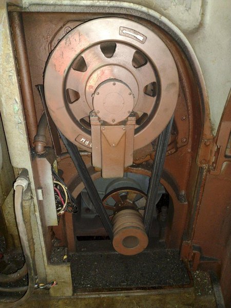 #4 KEARNEY &amp; TRECKER MILWAUKEE MODEL 4CK HORIZONTAL MILLING MACHINE: YOBRO #23955