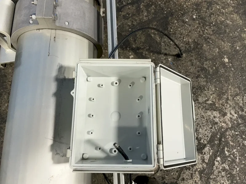 THE WILL-BURT CO 200 LBS PNEUMATIC MAST   -  7-42 HDNL