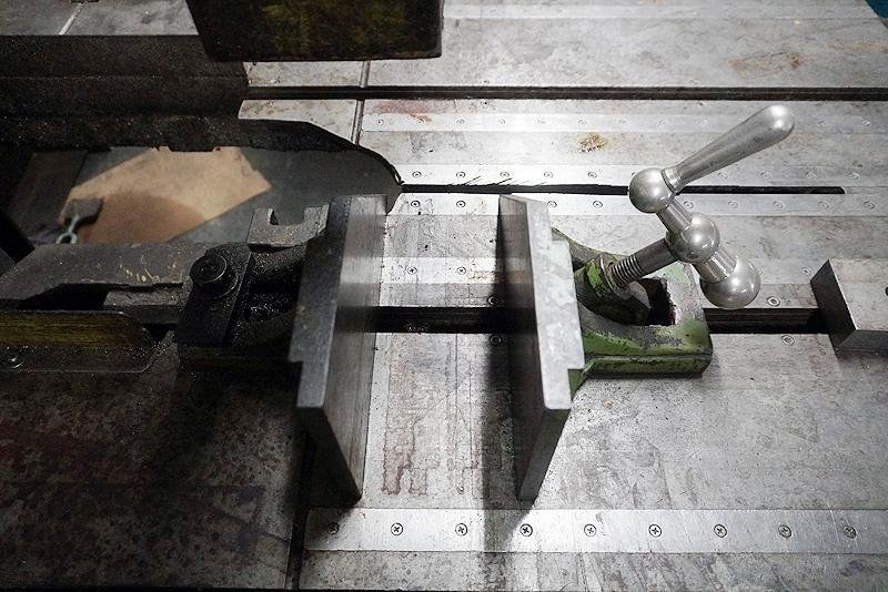 STARTRITE MODEL #VT460 VERTICAL BANDSAW: YOBRO #25932