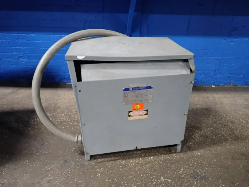 SQUARE D 45 KVA TRANSFORMER   -  45T85HIS