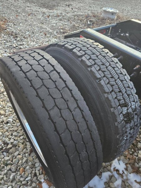 2015 Volvo VNL Day Cab – D11 Engine, Volvo ATO I-Shift Auto