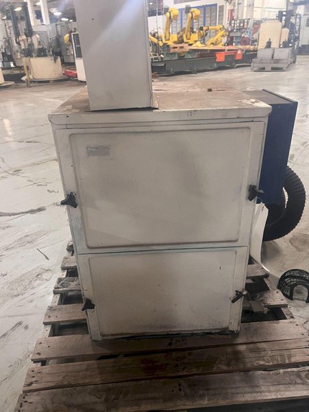DONALDSON 51 CAB DUST COLLECTOR USED