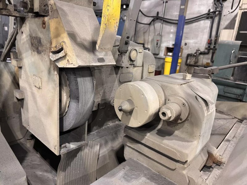 TOYODA GPU40-120 CYLINDRICAL GRINDER. STOCK # 0653726