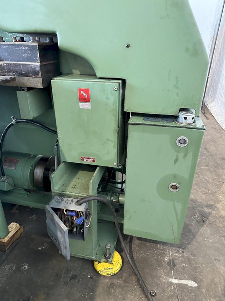 25 TON PIERCE-ALL 3025A SINGLE END HYDRAULIC PUNCH. STOCK # 0847923