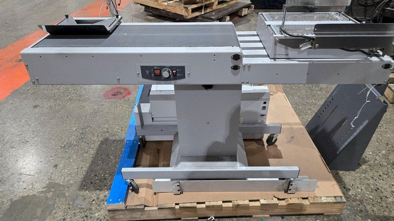 FORMAX COLORMAX8 DIGITAL COLOR PRINTER WITH CONVEYOR/EXTRA INK CARTRIDGES USED