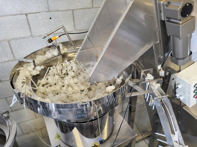 Sinoped Automatic Capping Machine, Capable of Pump Cap/Plunger Application, 2020