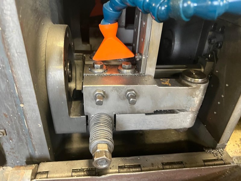 Nutap Model MAS-14V Twin Spindle High Speed Bent Shank Tapper