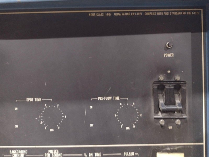 300 AMP MILLER SYNCROWAVE 300 AC/DC WELDER: STOCK #19661