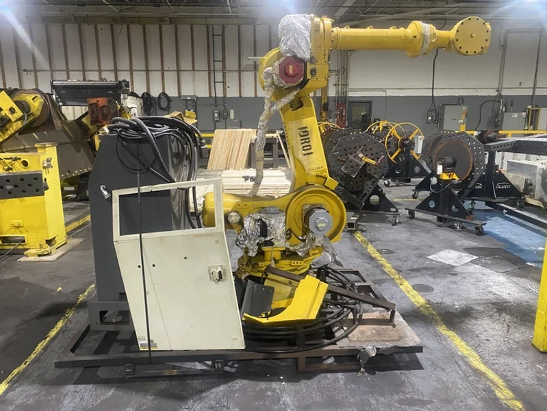 FANUC – R-2000iA/210F w/ R-J3iB Controls PARTS ONLY