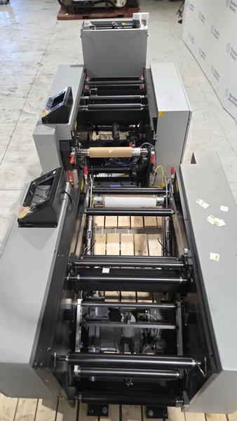 EMT RF UWSCR20 Tight Web Unwinder/Rewinder, 2017 – Chameleon RFX Roll-to-Roll Web Finishing System – High Speed 23″ Web