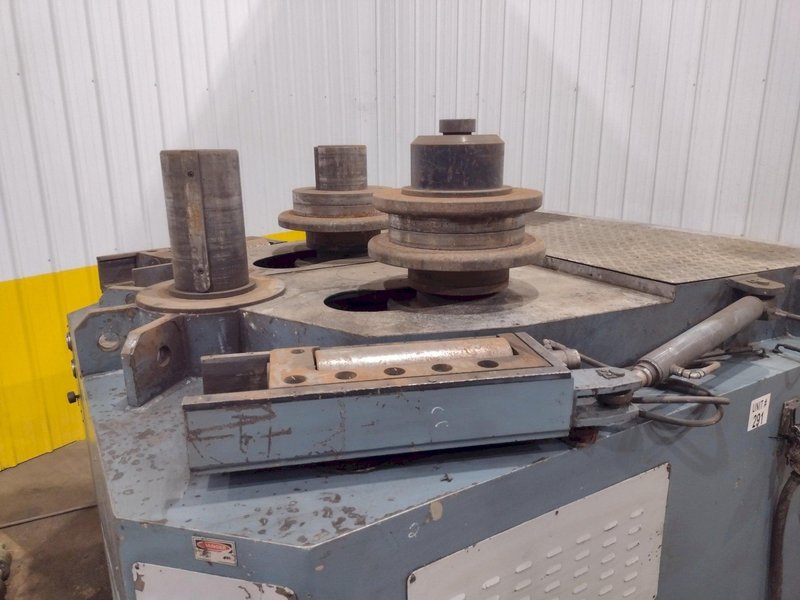 6" X 6" X 3/4" DURMA MODEL #PBH240 HYDRAULIC ANGLE BENDING ROLL, NEW 2009: STOCK #16892