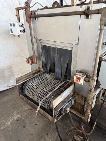 18&quot; X 16&quot; RANSOHOFF TWO STAGE ELECTRIC BELT TYPE PARTS WASHER. STOCK # 0132625.