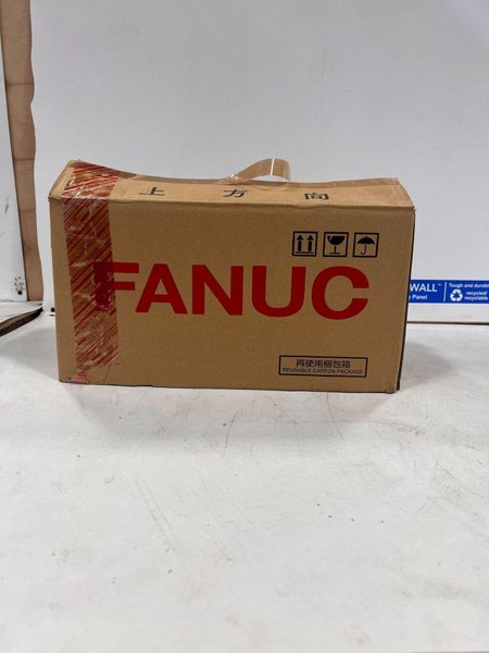 FANUC A06B-0235-B400 AC SERVO MOTOR NEW WITH OPEN BOX