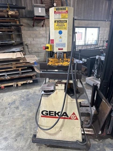 55 Ton GEKA Hydracrop 55A Ironworker, 2009