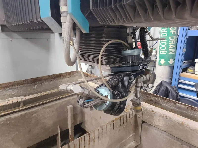 2011 FLOW MACH 4 2513B | Waterjet Cutters