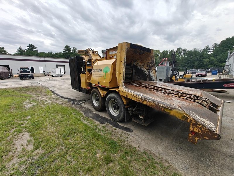 Vermeer WC2300XL Whole Tree Chipper, 2022 – 440 HP CAT C13, 23” Capacity, Towable Forestry Wood Chipper