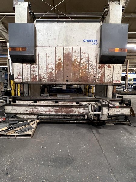 350 TON LTV STRIPPIT PRESS BRAKE STOCK #3402