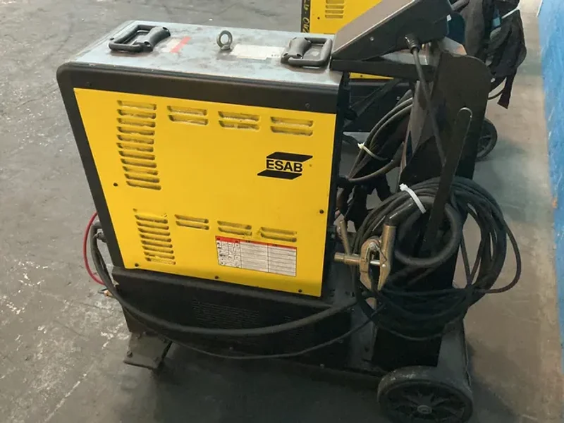 Esab 350 Amp Welder - Heliarc 353i Ac-dc
