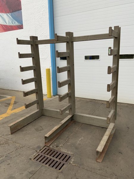 6 ARM X 18" WIDE CANTILEVER STYLE RACK: STOCK #80931