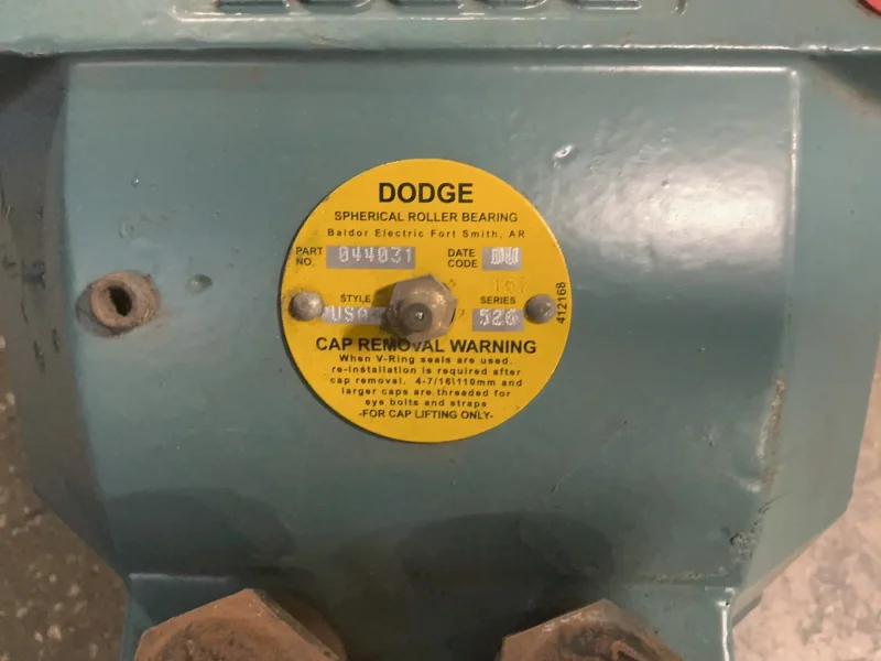DODGE 5.5” DIAMETER 526 SERIES SPHERICAL ROLLER BEARING  -  044031