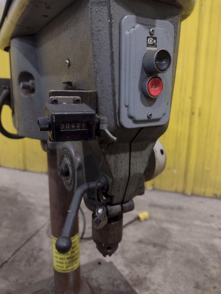 DELTA TABLE TOP VARIABLE SPEED DRILL: STOCK #23264