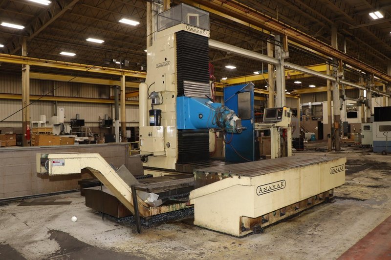 132" x 48"' x 44" HIGH ANAYAK HEAVY DUTY T-SLOTTED LAYOUT TABLE : YOBRO #26338