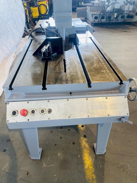 18" X 22" MARVEL SERIES 8 MARK I TILT FRAME VERICAL BANDSAW. STOCK # 0950920