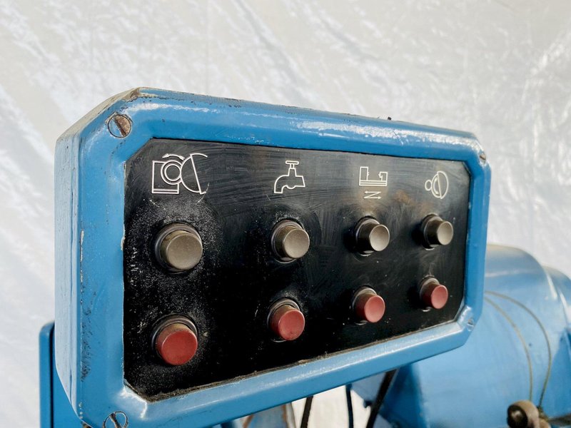 10&quot; X 18&quot; JONES &amp; SHIPMAN MODEL 1310 O.D. GRINDER. STOCK # 1061221